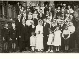 13__Familie__Schmidt Hochzeit Tochter Franz Bonertz 1937